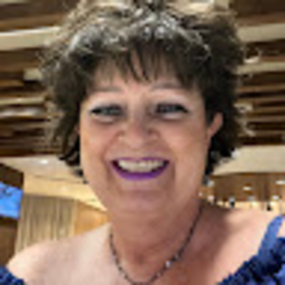 lindsayneal60